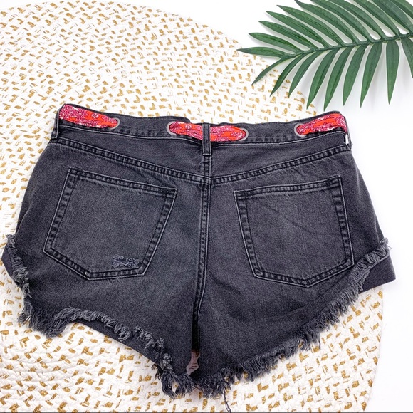 Free People Sashed & Relaxed Short in Black - Picture 6 of 8